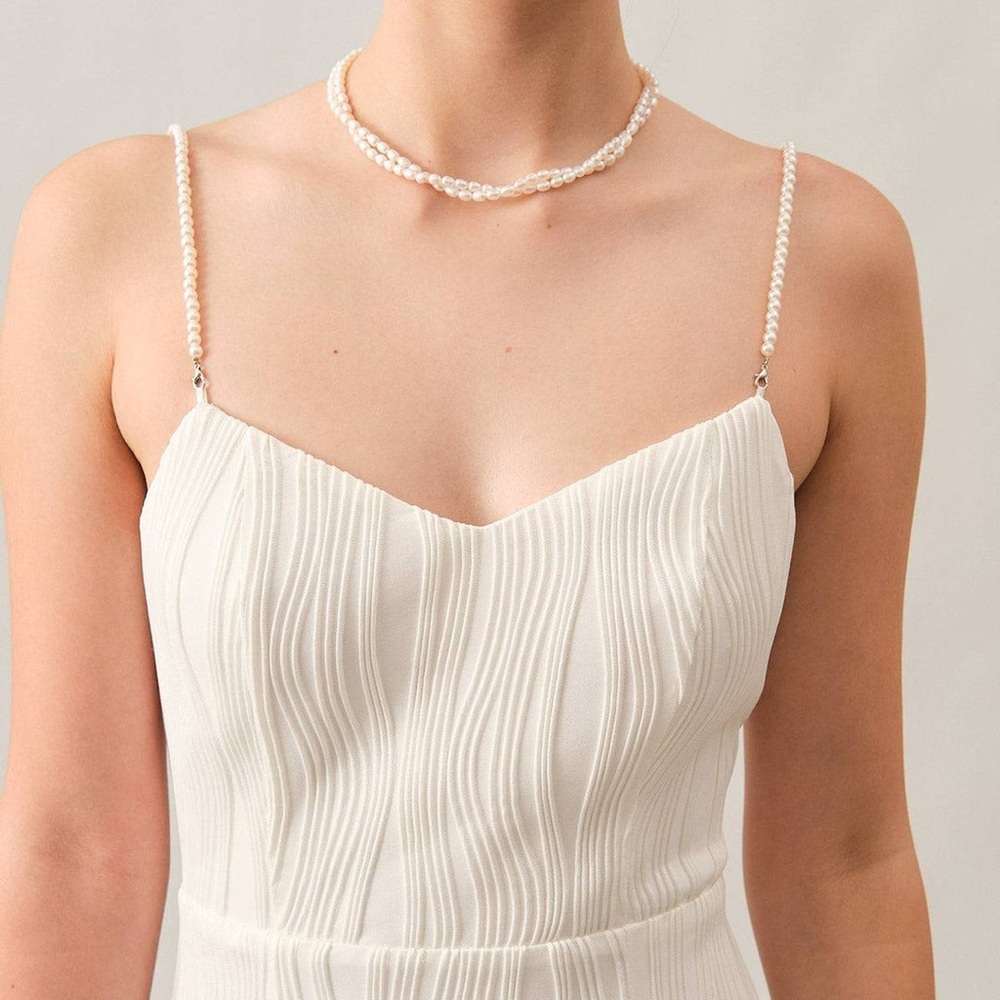 RIHOAS White Pleated Dress - Picture 2 of 3